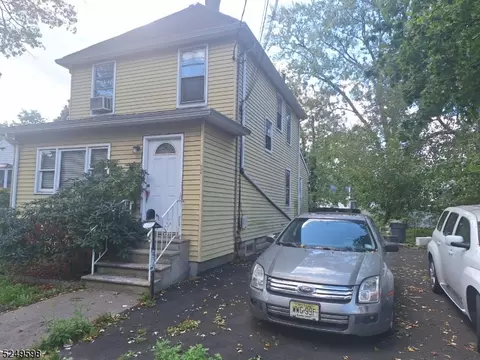 526 Faitoute Ave, Roselle Park, NJ 07204