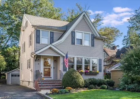 5 Balmiere Pkwy, Cranford, NJ 07016