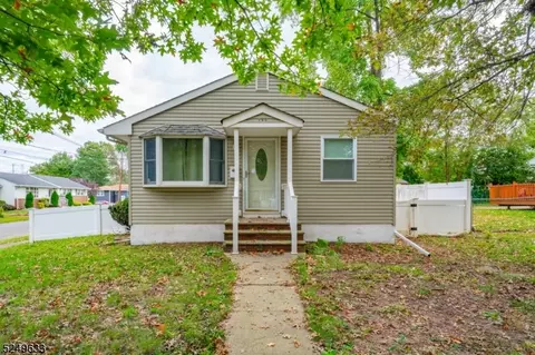 850 Adelaide Ave, Woodbridge Twp, NJ 07095