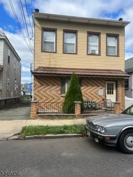 822-824 Jackson Ave, Elizabeth, NJ 07201