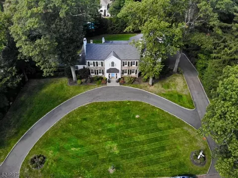 111 Old Chester Rd, Essex Fells, NJ 07021