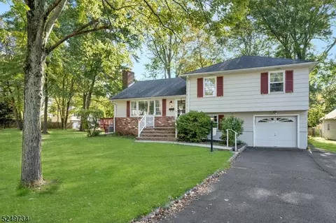 30 Columbia Ave, Berkeley Heights, NJ 07922