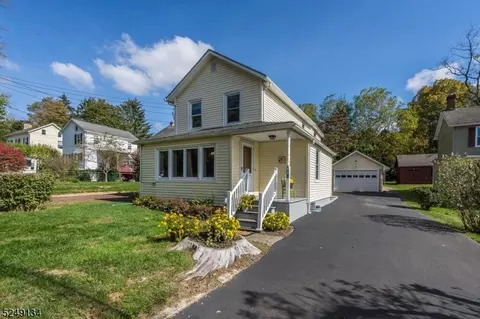 20 Mackenzie Rd, Hampton, NJ 08827