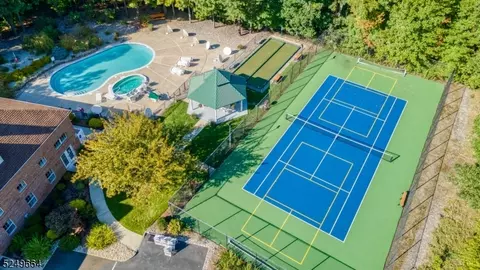 5319 Richmond Rd #19, West Milford, NJ 07480