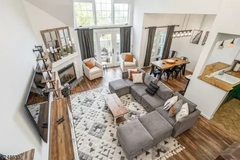 1 Pine Cres #22, Vernon, NJ 07462