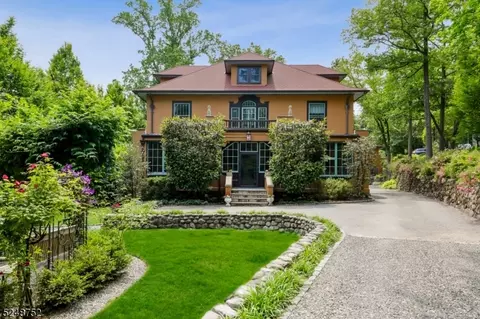 265 Wyoming Ave, Maplewood, NJ 07040