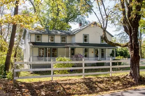 461 Kingwood Locktown Rd, Flemington, NJ 08822