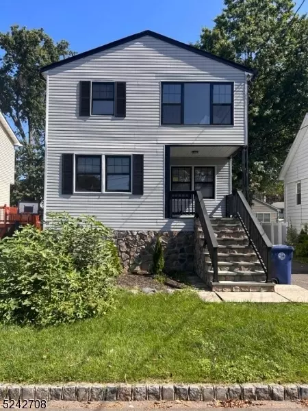 142 Hart St, Clark, NJ 07066