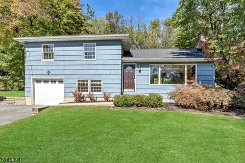848 River Rd, Chatham Twp, NJ 07928