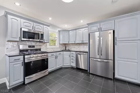 312 Hunter, Plainfield, NJ 07063 photo 5