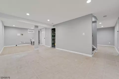 312 Hunter, Plainfield, NJ 07063 photo 14