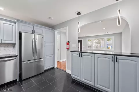 312 Hunter, Plainfield, NJ 07063 photo 6