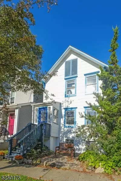 32 Central Ave, Montclair, NJ 07042