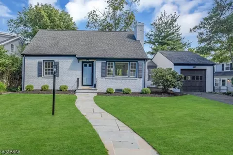 21 Chestnut St, Chatham, NJ 07928