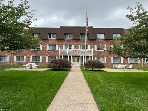 255 Tucker Ave #101, Union, NJ 07083