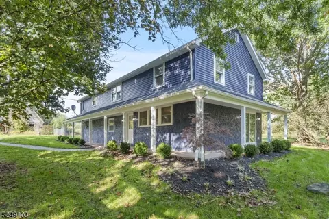 114 Barley Sheaf Rd, Flemington, NJ 08822
