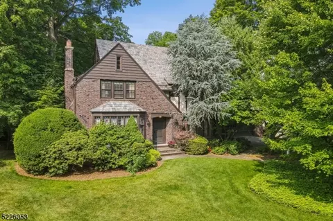 287 Tillou Rd, South Orange, NJ 07079