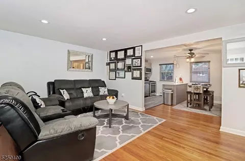 500 S Center St #E1, City Of Orange, NJ 07050