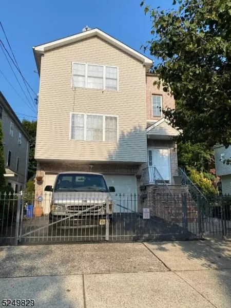 123 Littleton Ave, Newark, NJ 07103