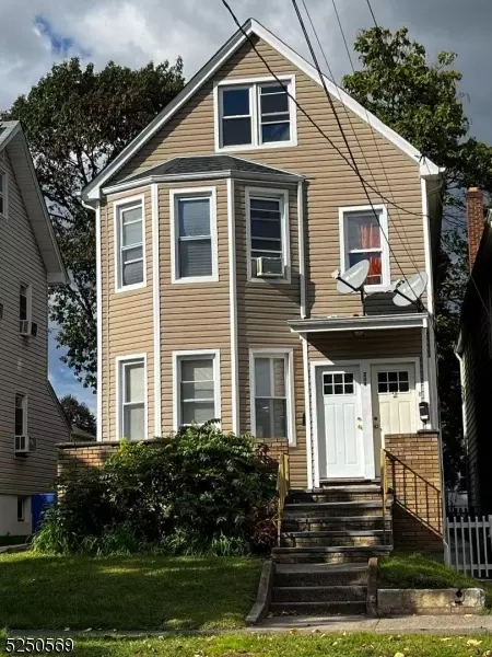 204 Demott Ave, Clifton, NJ 07011