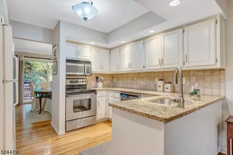 4 Brookside Ln, Bedminster, NJ 07921 photo 12
