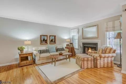 4 Brookside Ln, Bedminster, NJ 07921 photo 6