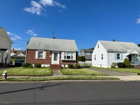 181 Stefanic Ave, Elmwood Park, NJ 07407