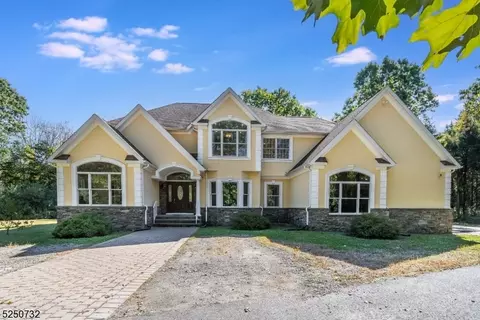 85 Van Horn Rd, Fredon Twp, NJ 07860