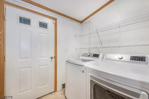 52 Ambassador Dr, Wayne, NJ 07470 photo 23