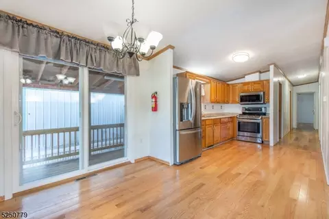 52 Ambassador Dr, Wayne, NJ 07470 photo 8