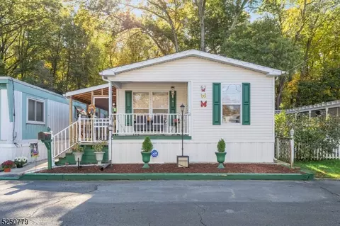 52 Ambassador Dr, Wayne, NJ 07470