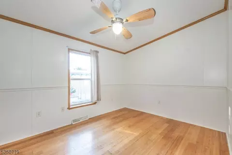 52 Ambassador Dr, Wayne, NJ 07470 photo 21