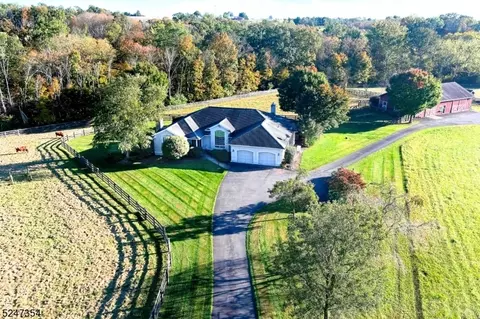 1713 County Road 519, Alexandria, NJ 08867