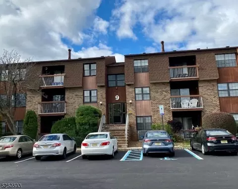 107 Keystone Ct # C, Woodbridge Twp, NJ 07095