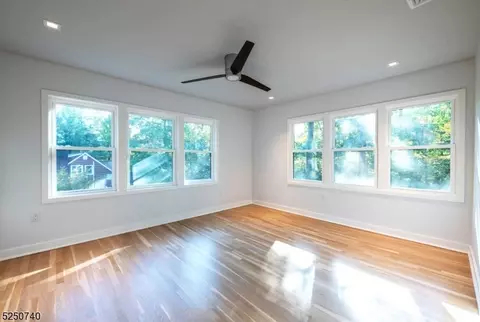 560 Indian Rd, Wayne, NJ 07470 photo 24