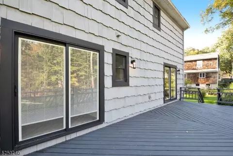 560 Indian Rd, Wayne, NJ 07470 photo 29
