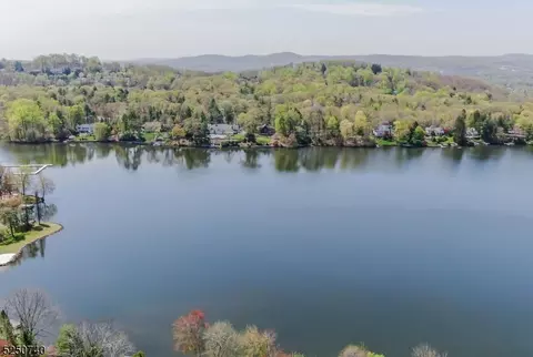 560 Indian Rd, Wayne, NJ 07470 photo 36