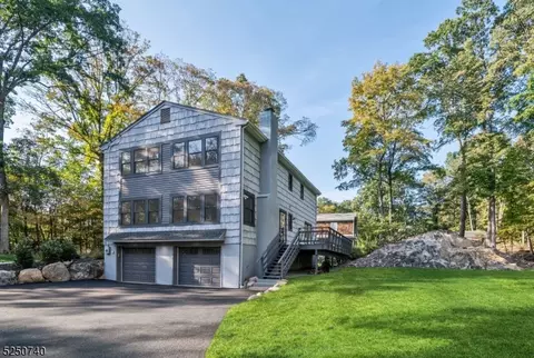 560 Indian Rd, Wayne, NJ 07470 photo 33