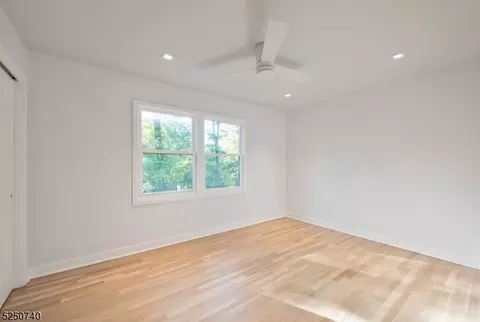 560 Indian Rd, Wayne, NJ 07470 photo 22