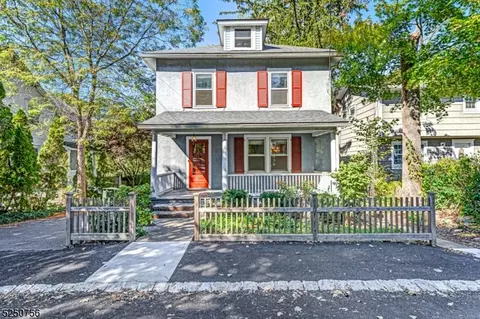 13 Mine Ave, Bernardsville, NJ 07924