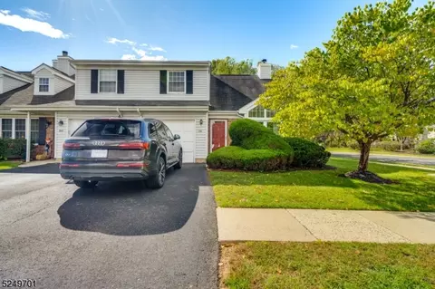 256 Bloomsbury Ct, Somerset, NJ 08873