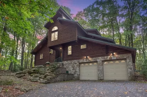 435 Hoffman Rd, Mansfield Twp, NJ 07865