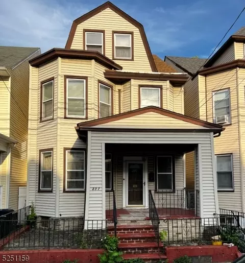 397 E 30th St, Paterson, NJ 07504