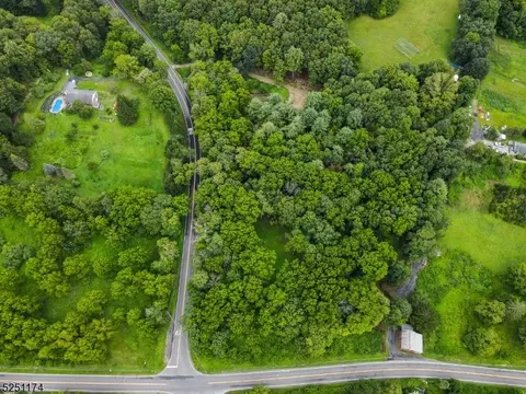 39 41 Deckertown Tpke, Montague Twp, NJ 07461