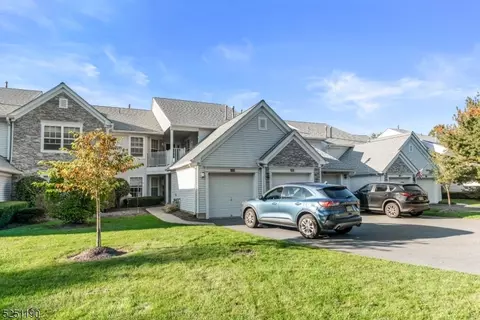 42 Lagoon Way, Roxbury Twp, NJ 07852