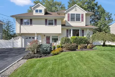63 Montrose Ave, Fanwood, NJ 07023