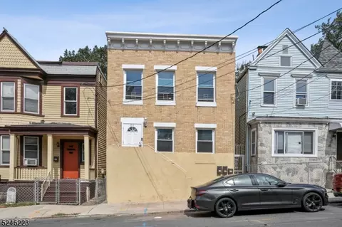 20 Grove Ter, Irvington, NJ 07111