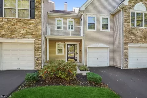 5 Battalion Dr, Basking Ridge, NJ 07920