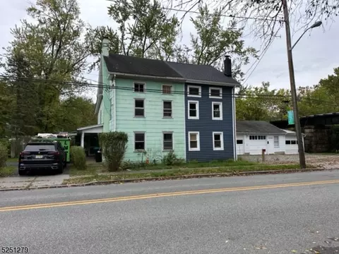 216 Water St, Belvidere, NJ 07823