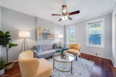 18 Beauvoir Ave, Summit, NJ 07901